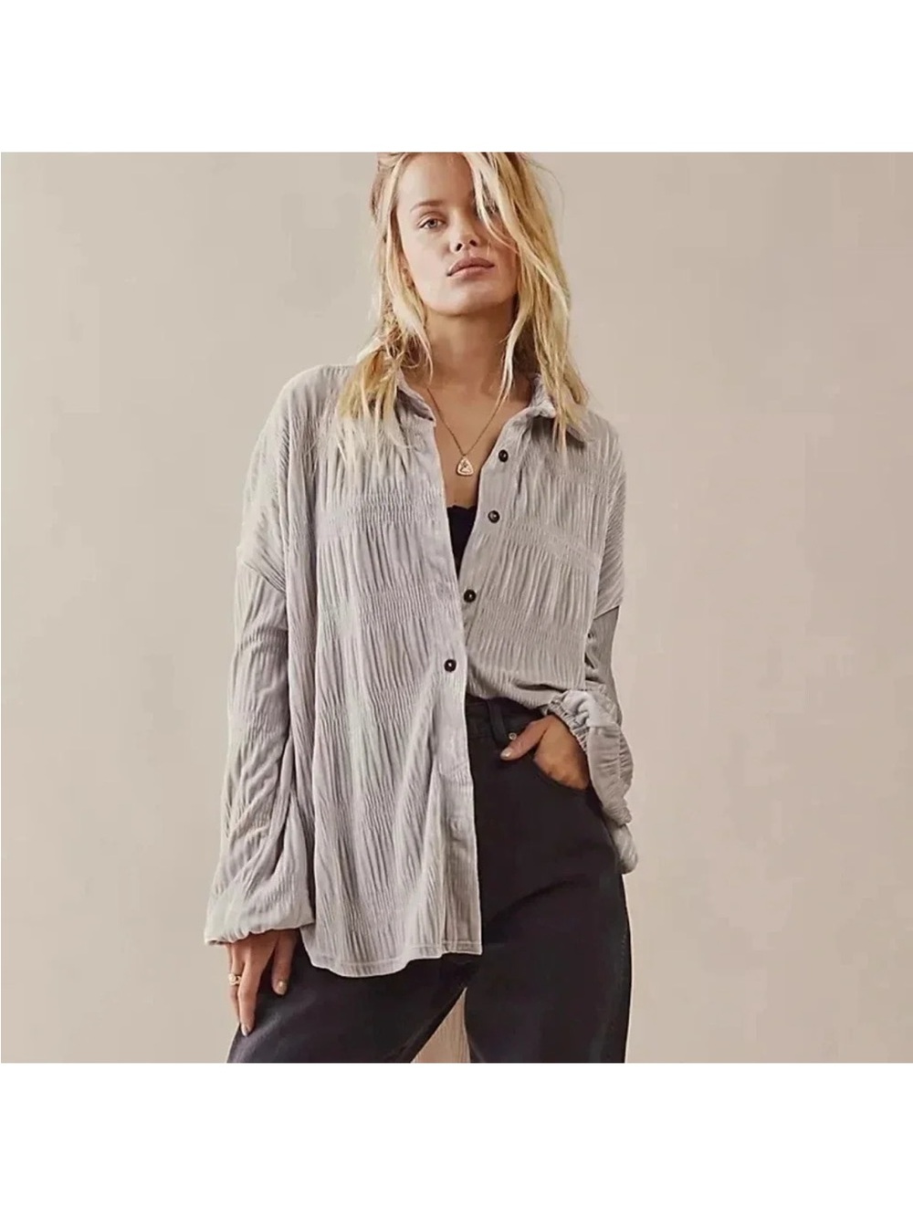FREE PEOPLE My Best Velvet Crinkle Button Shirt Gray Oversized Sz M - Picture 11 of 13